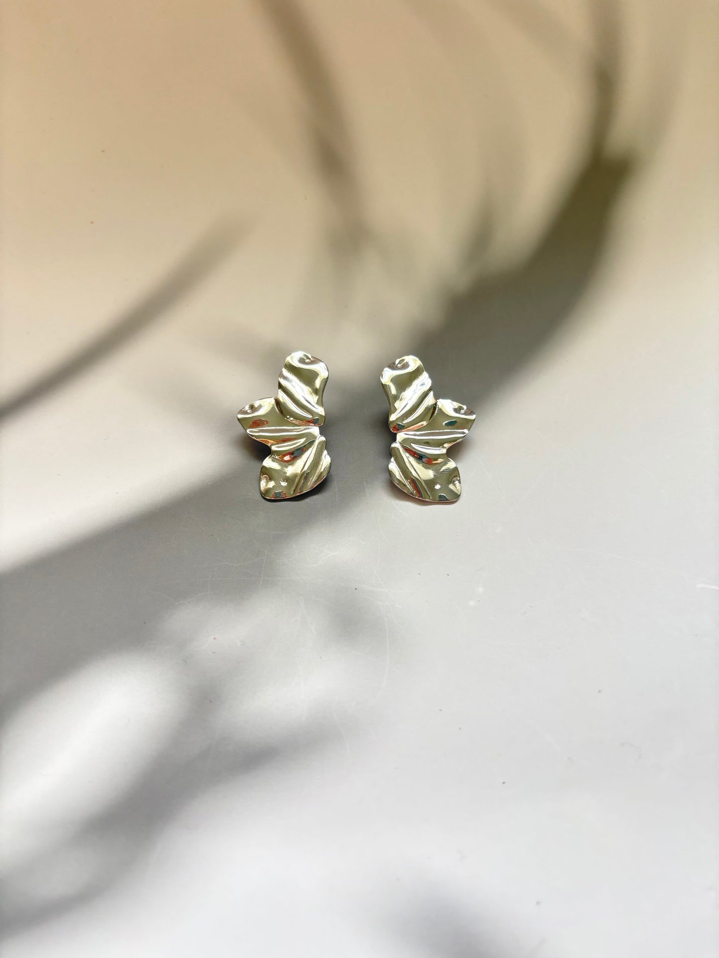 Aretes Flor Serena