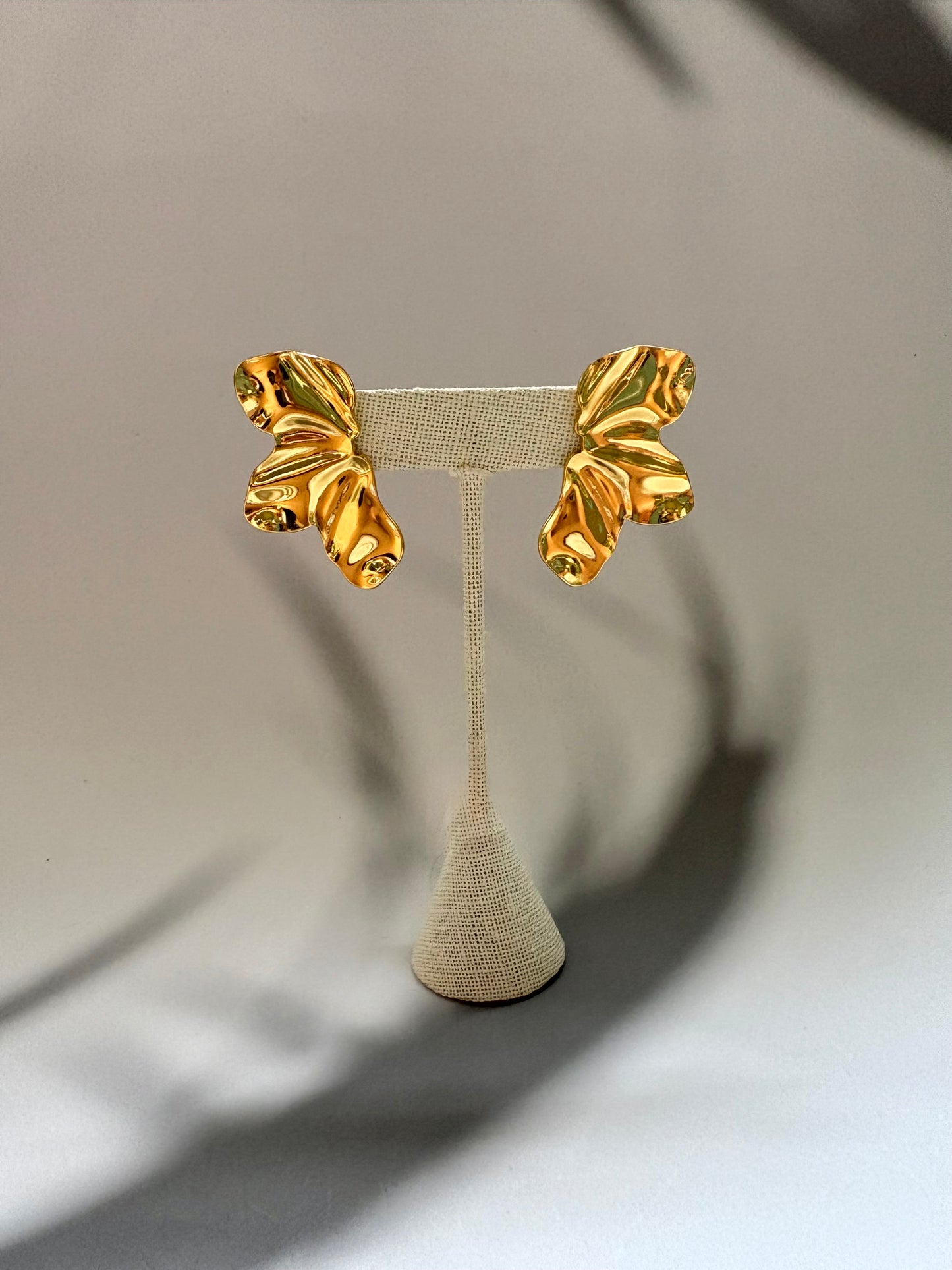 Aretes Flor Serena