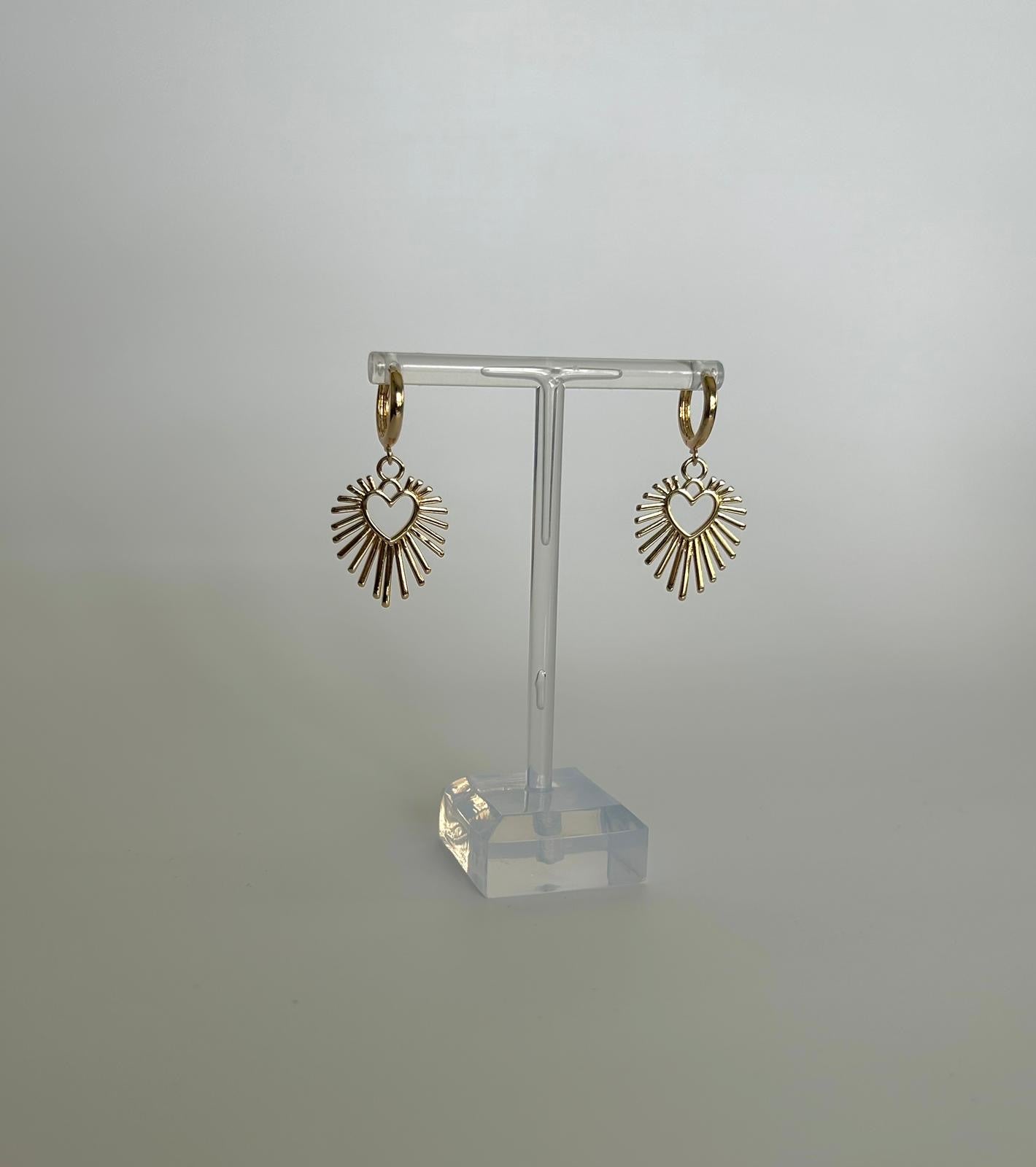 Aretes Corazón Misericordioso