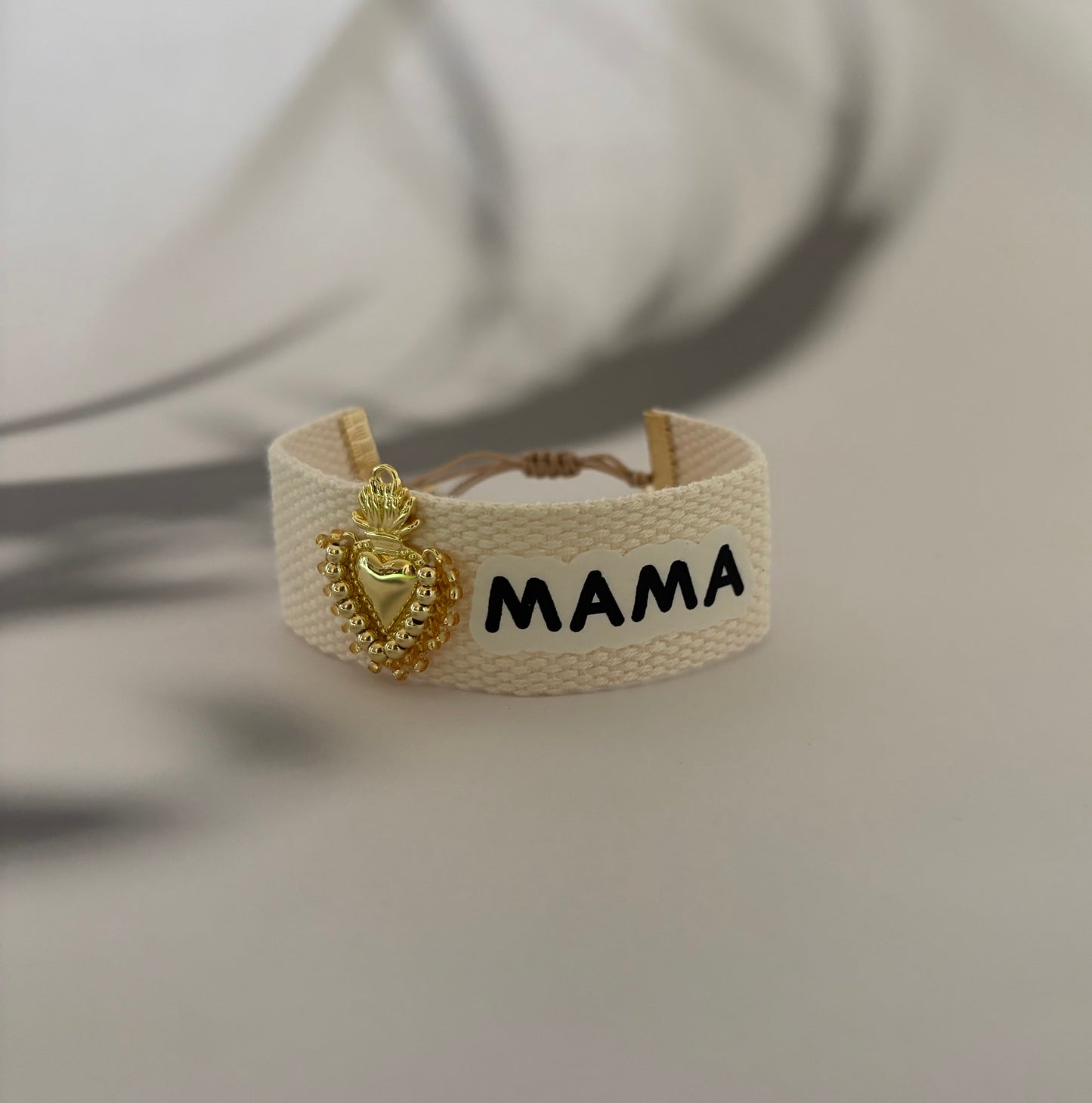 Pulsera Mamá Corazón Reina