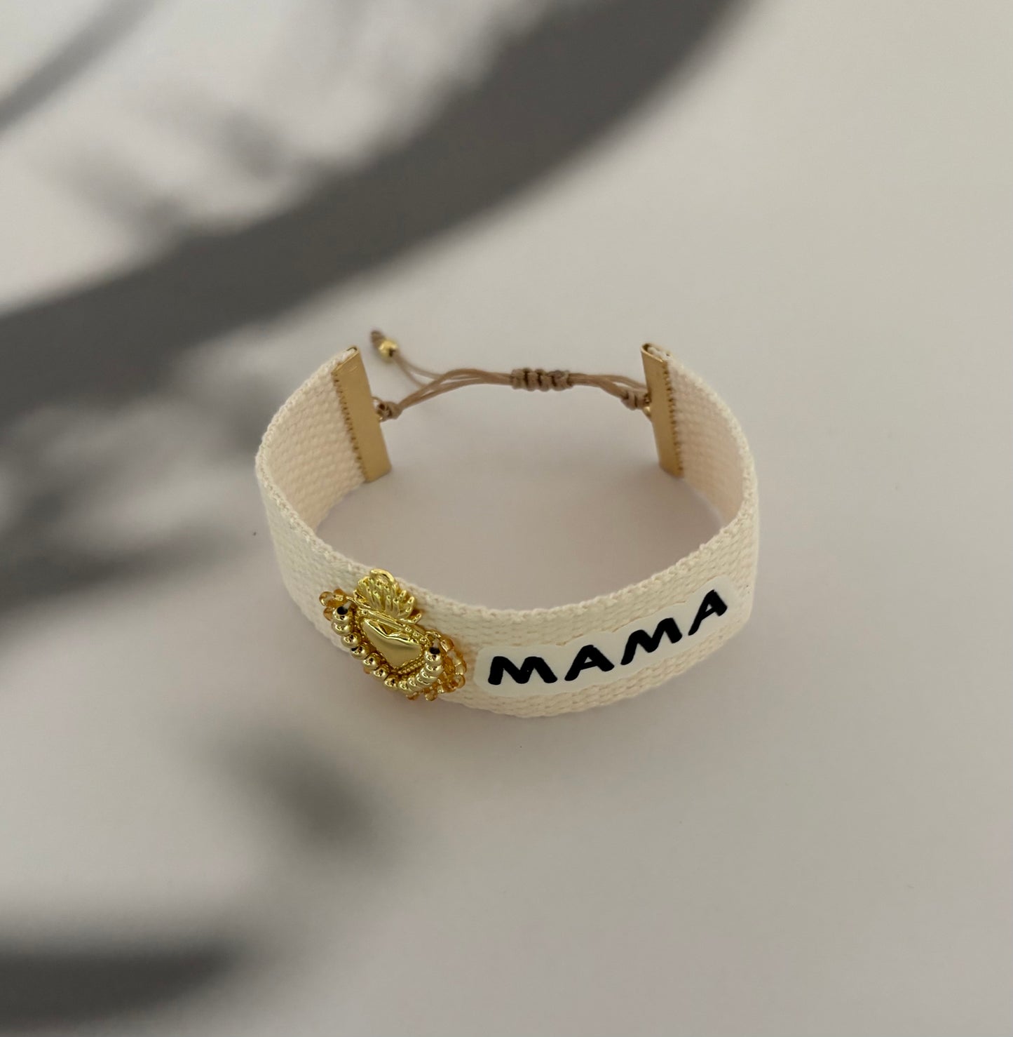 Pulsera Mamá Corazón Reina
