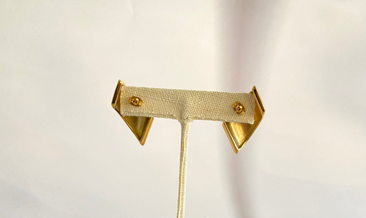 Aretes Ysis